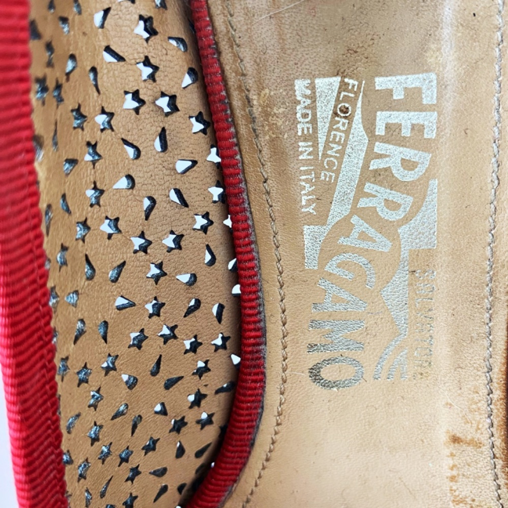 Salvatore Ferragamo Red Bow Patent Leather Flats - Picture 3 of 5